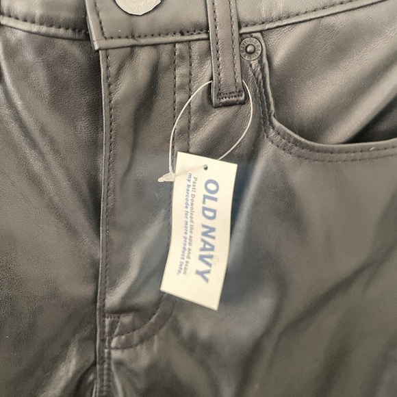 Old Navy OG Leather pleather zip pants NWT size 0 - Picture 3 of 5